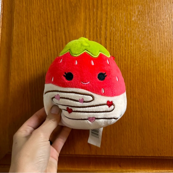 Squishmallows Other - 🍓 SCARLET STRAWBERRY WHITE CHOCOLATE VALENTINES SQUISHMALLOW KELLYTOY HEARTS